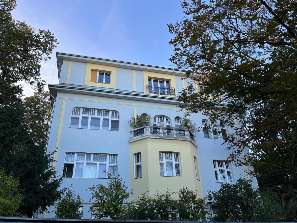 Hillside Luxury Residence Budapest With Free Garage Екстериор снимка