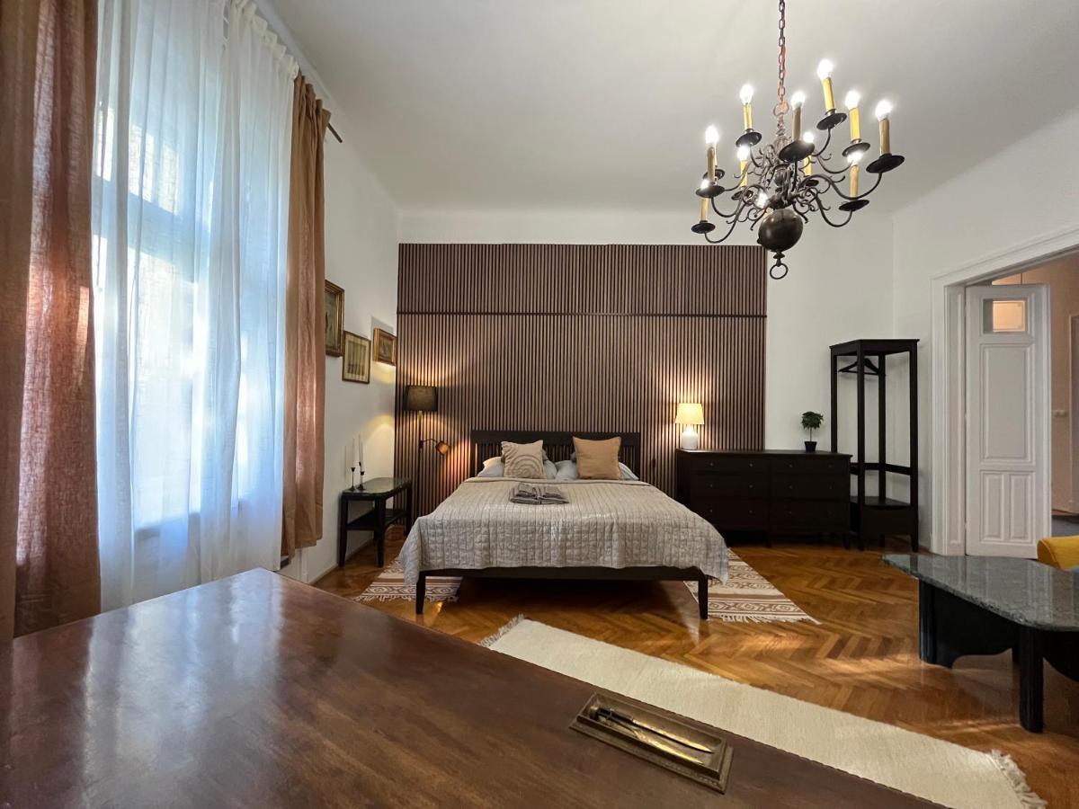 Hillside Luxury Residence Budapest With Free Garage Екстериор снимка